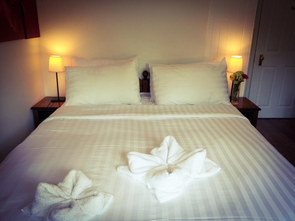 Rosemead Guest House Claygate Værelse billede