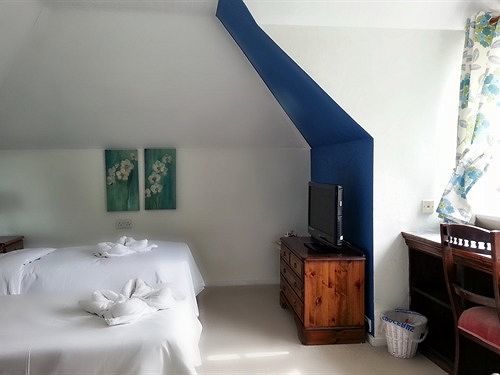 Rosemead Guest House Claygate Eksteriør billede