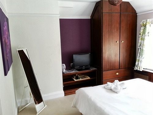 Rosemead Guest House Claygate Eksteriør billede